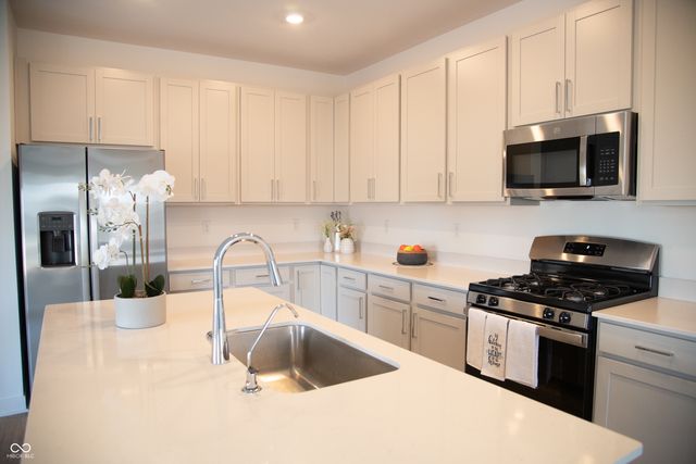 17301 Barnes Street, Westfield, IN 46074