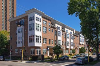 308 E 18th Street 202, Minneapolis, MN 55404