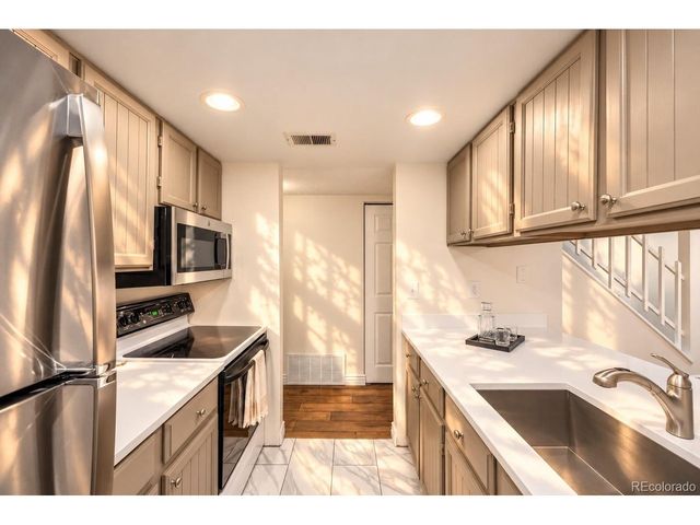 1782 S Trenton St 6, Denver, CO 80231