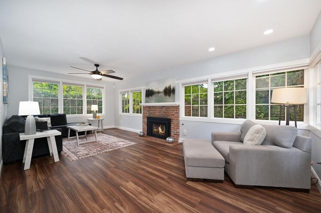 5424 Fair Oaks Blvd, Carmichael, CA 95608