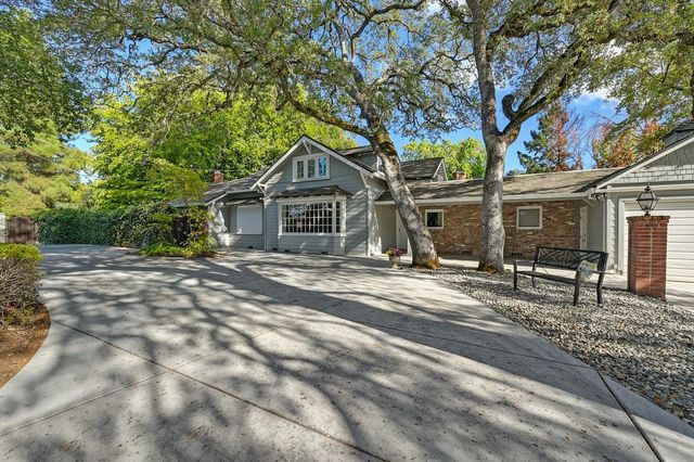 5424 Fair Oaks Blvd, Carmichael, CA 95608