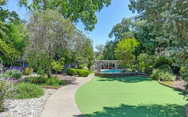 5424 Fair Oaks Blvd, Carmichael, CA 95608