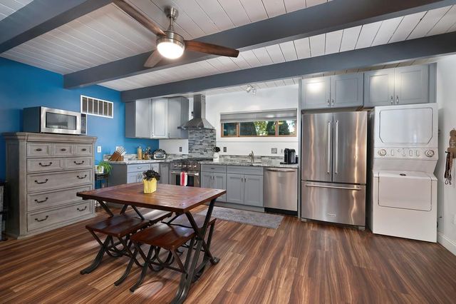 5424 Fair Oaks Blvd, Carmichael, CA 95608