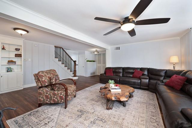 5424 Fair Oaks Blvd, Carmichael, CA 95608