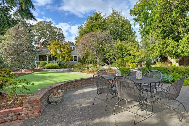 5424 Fair Oaks Blvd, Carmichael, CA 95608