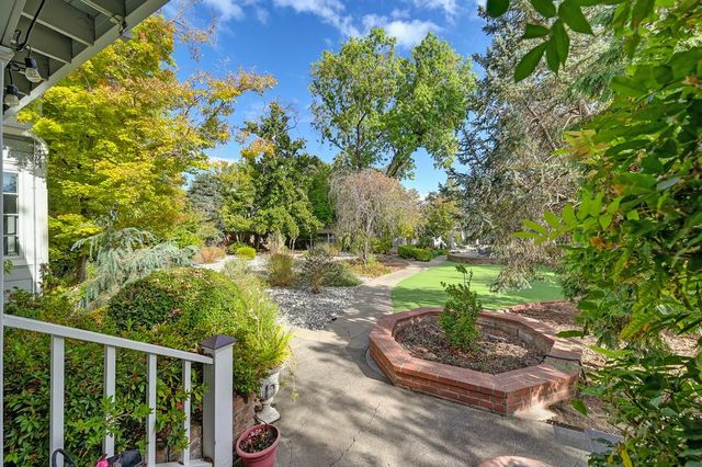 5424 Fair Oaks Blvd, Carmichael, CA 95608