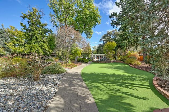 5424 Fair Oaks Blvd, Carmichael, CA 95608