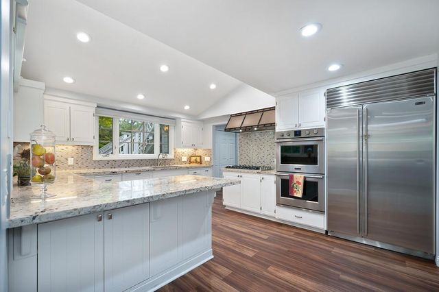 5424 Fair Oaks Blvd, Carmichael, CA 95608