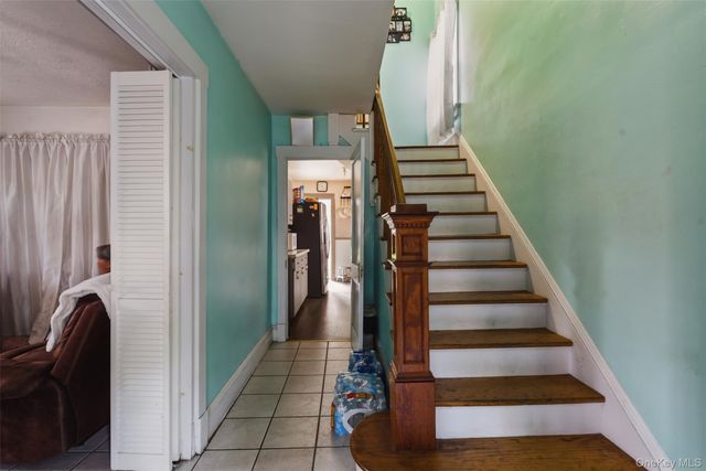 81 Fullerton Avenue, Newburgh, NY 12550