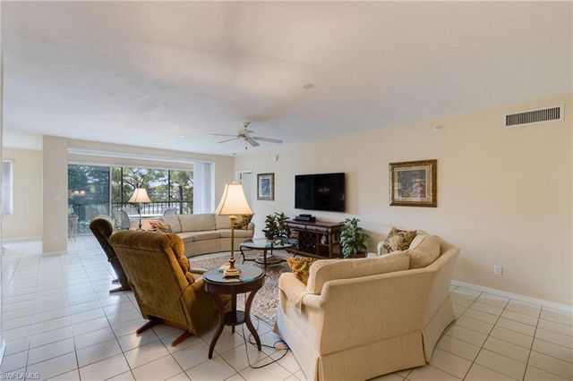 3331 Crossings CT 304, Bonita Springs, FL 34134