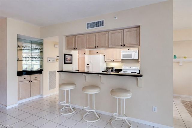 3331 Crossings CT 304, Bonita Springs, FL 34134