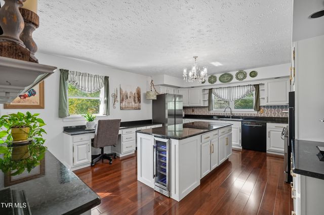 6140 Hodges Street, Wise, VA 24293