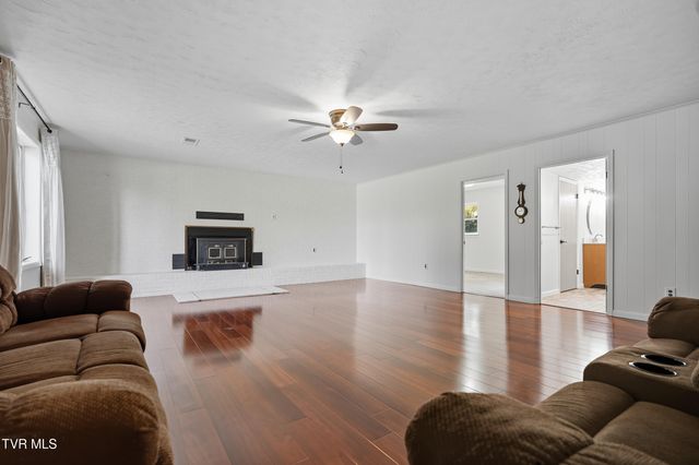 6140 Hodges Street, Wise, VA 24293