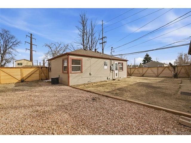 1299 S Quivas St, Denver, CO 80223