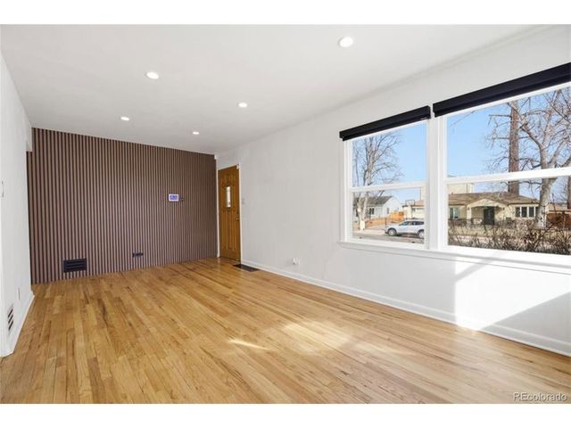 1299 S Quivas St, Denver, CO 80223