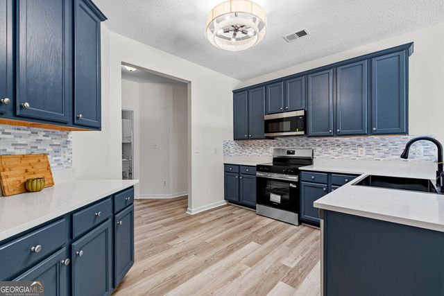 394 Brandish Drive, Newnan, GA 30263