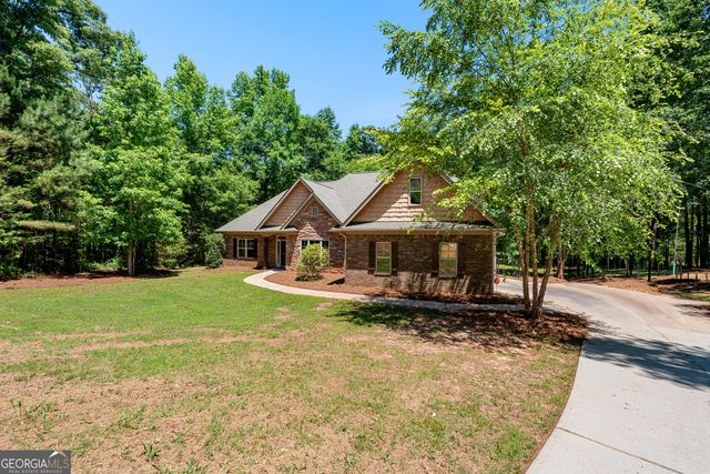 394 Brandish Drive, Newnan, GA 30263