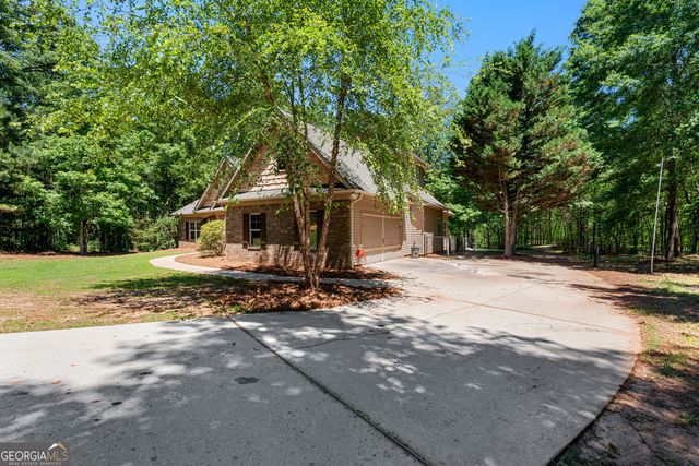 394 Brandish Drive, Newnan, GA 30263