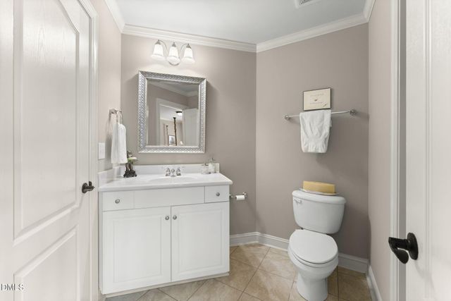 106 Sycamore Commons Lane, Bermuda Run, NC 27006
