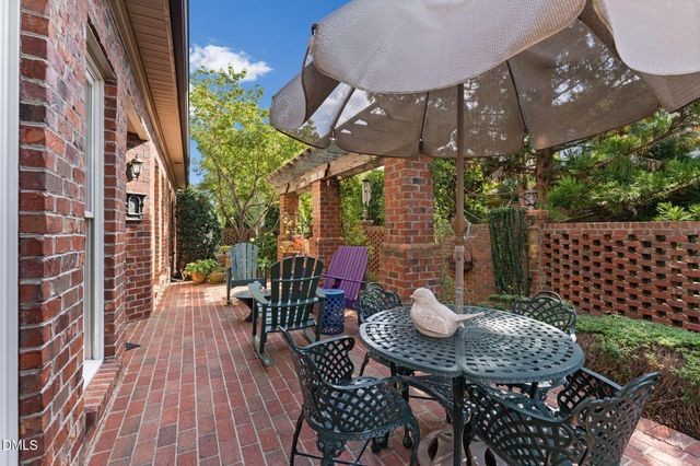 106 Sycamore Commons Lane, Bermuda Run, NC 27006