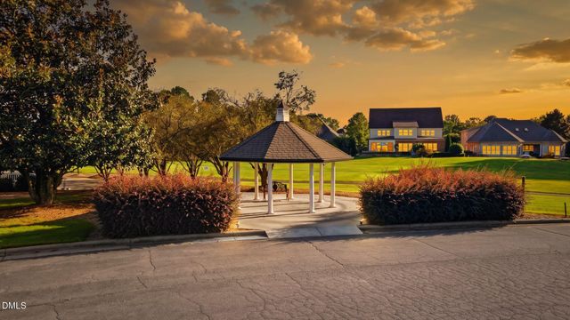 106 Sycamore Commons Lane, Bermuda Run, NC 27006