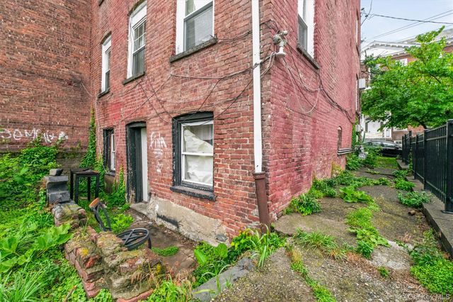 191 1st Street, Newburgh, NY 12550