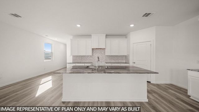 224 Flying Tiger TRL, Jarrell, TX 76537