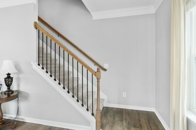 227 Stonewall Dr, Columbia, TN 38401