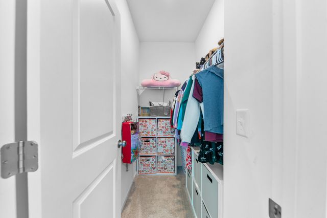 227 Stonewall Dr, Columbia, TN 38401