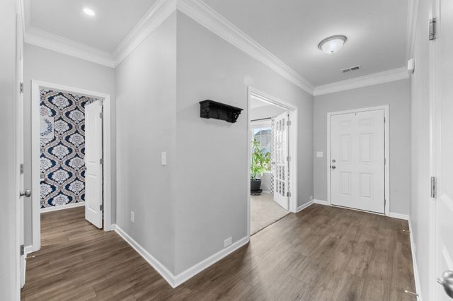 227 Stonewall Dr, Columbia, TN 38401