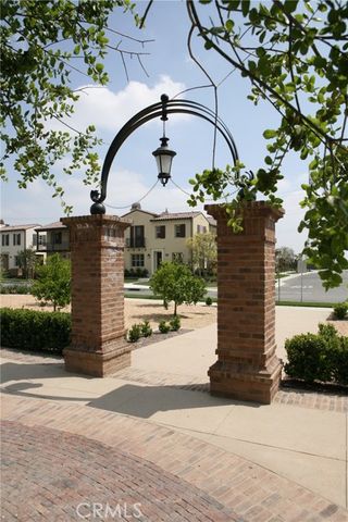 3990 E. OAKWOOD AVE., Ontario, CA 91761