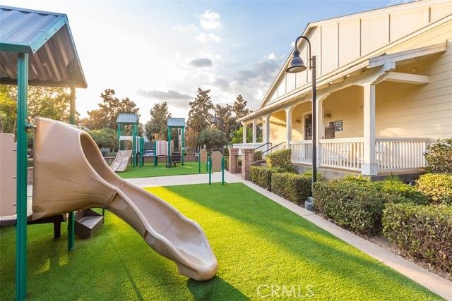 3990 E. OAKWOOD AVE., Ontario, CA 91761