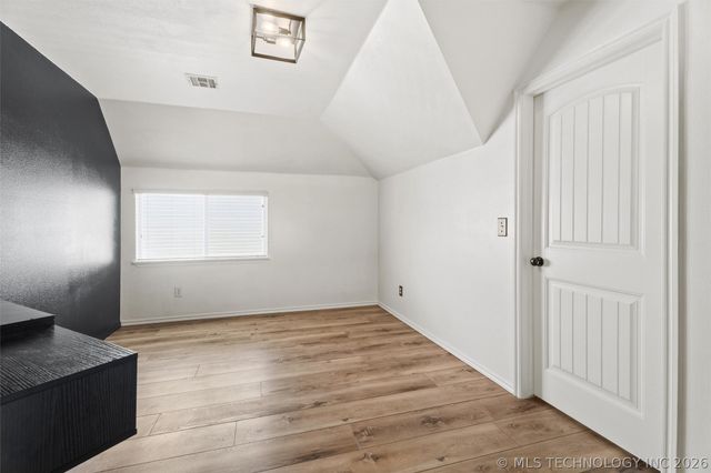 3202 Stonewall Drive, Bartlesville, OK 74006