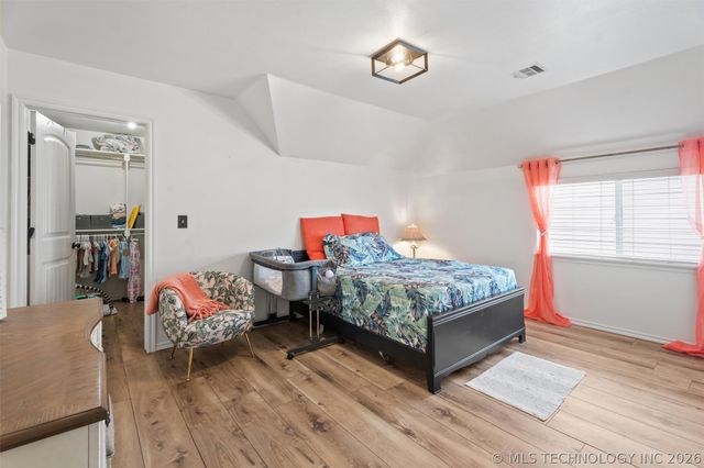 3202 Stonewall Drive, Bartlesville, OK 74006