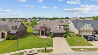 3202 Stonewall Drive, Bartlesville, OK 74006