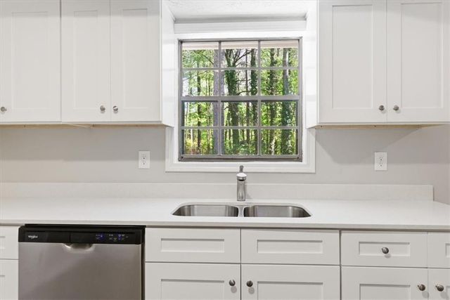 3182 Fireplace Trail, Snellville, GA 30078