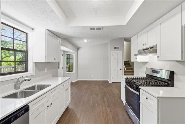 3182 Fireplace Trail, Snellville, GA 30078