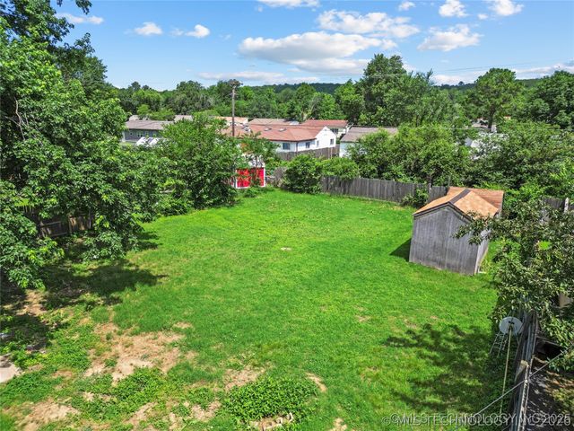 3727 W 45th Street, Tulsa, OK 74107
