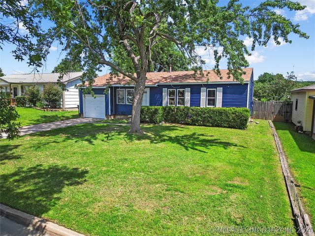 3727 W 45th Street, Tulsa, OK 74107