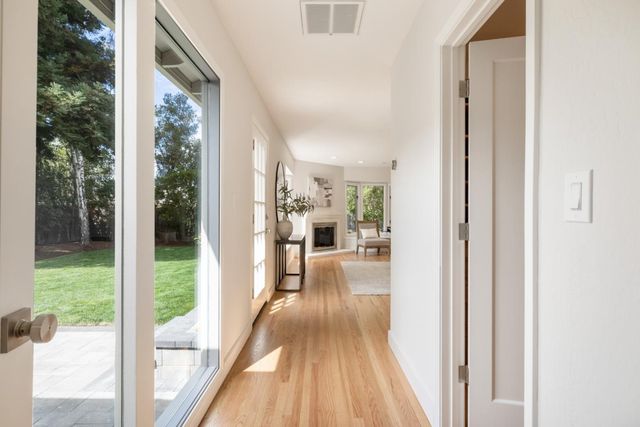 141 Jordan Avenue, Los Altos, CA 94022