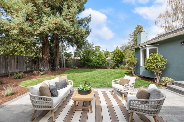 141 Jordan Avenue, Los Altos, CA 94022