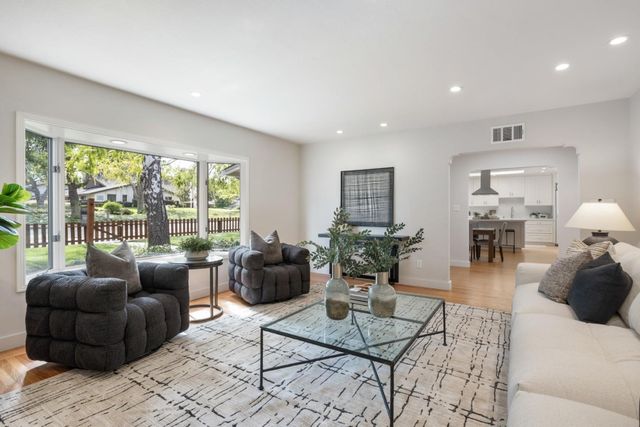 141 Jordan Avenue, Los Altos, CA 94022