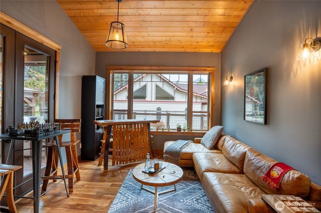 9047 Icicle Road, Leavenworth, WA 98826