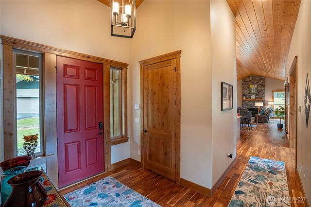 9047 Icicle Road, Leavenworth, WA 98826