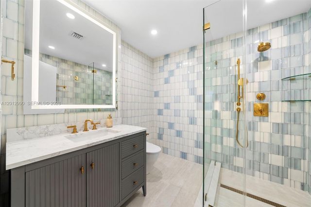 701 Crandon Blvd 401, Key Biscayne, FL 33149