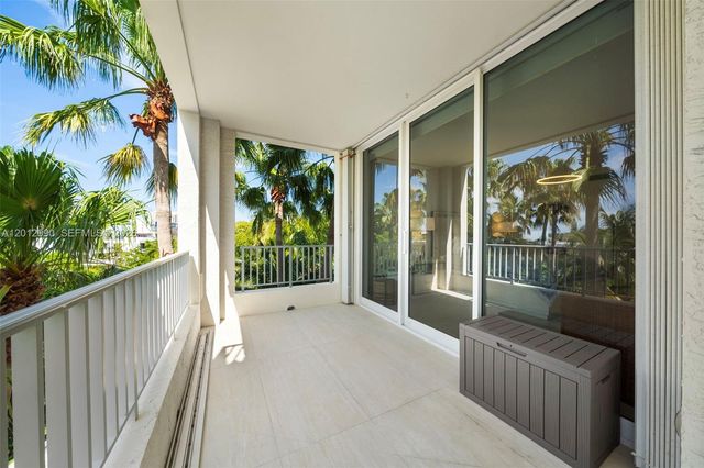 701 Crandon Blvd 401, Key Biscayne, FL 33149