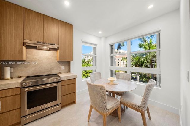 701 Crandon Blvd 401, Key Biscayne, FL 33149