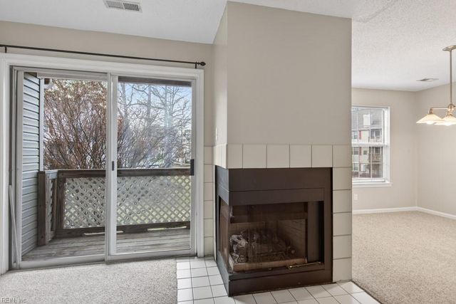 12735 Daybreak CIR, Newport News, VA 23602