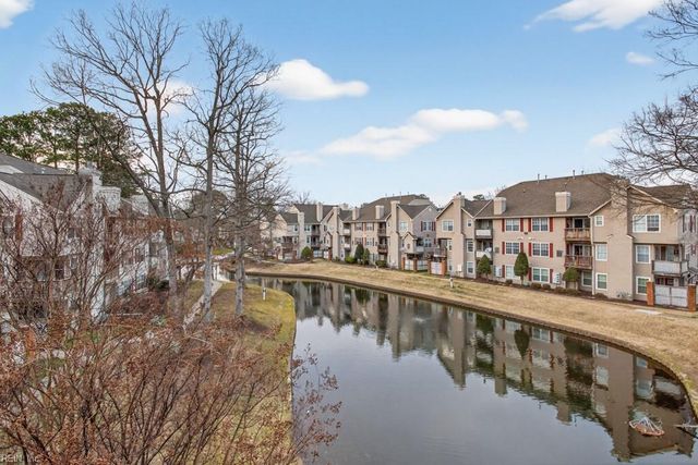 12735 Daybreak CIR, Newport News, VA 23602