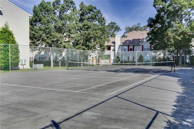 12735 Daybreak CIR, Newport News, VA 23602